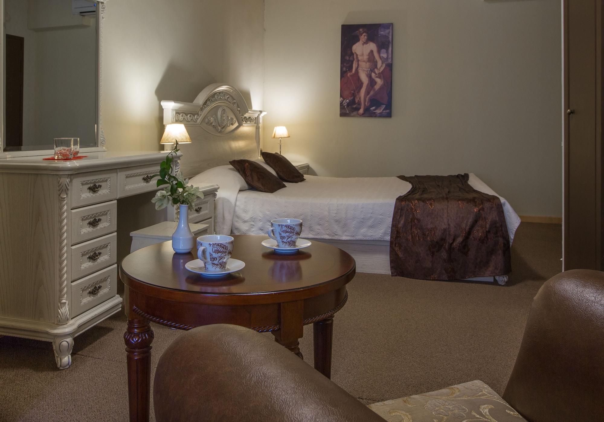 Hotel Dias 4*
