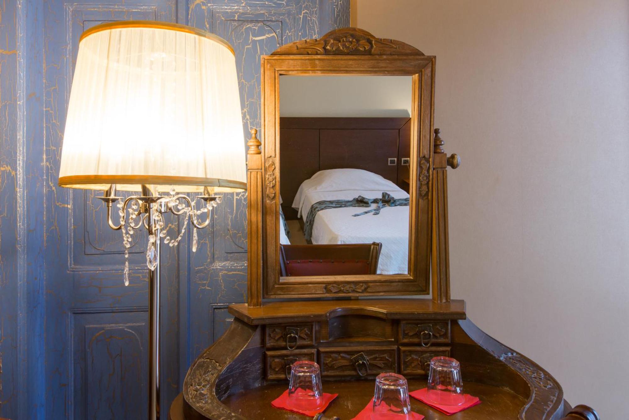 Dias Hotel 4*